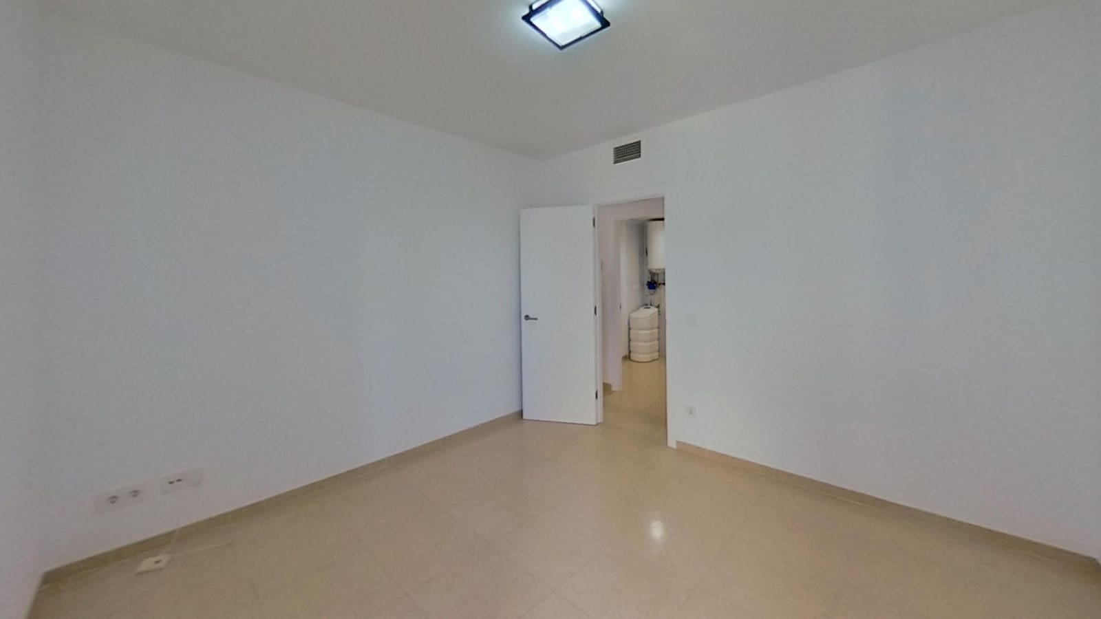 2 makuuhuone Asunto myytävänä paikassa Vinaros mukana 
autotalli - 142 000 € (Ref: 9301511)