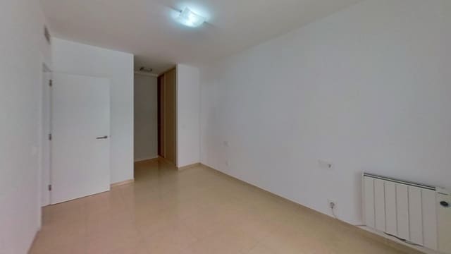 2 soverom Leilighet til salgs i Vinaròs med garasje - € 142 000 (Ref: 9301511)