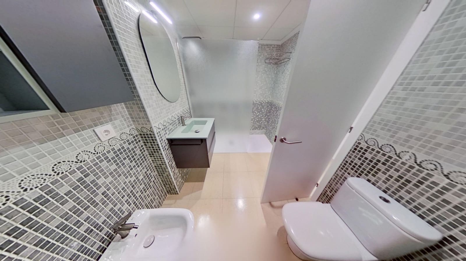 2 makuuhuone Asunto myytävänä paikassa Vinaros mukana 
autotalli - 142 000 € (Ref: 9301511)