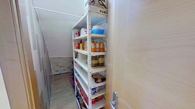 4 soveværelse Villa til salg i Vinaròs med garage - € 279.000 (Ref: 9340386)