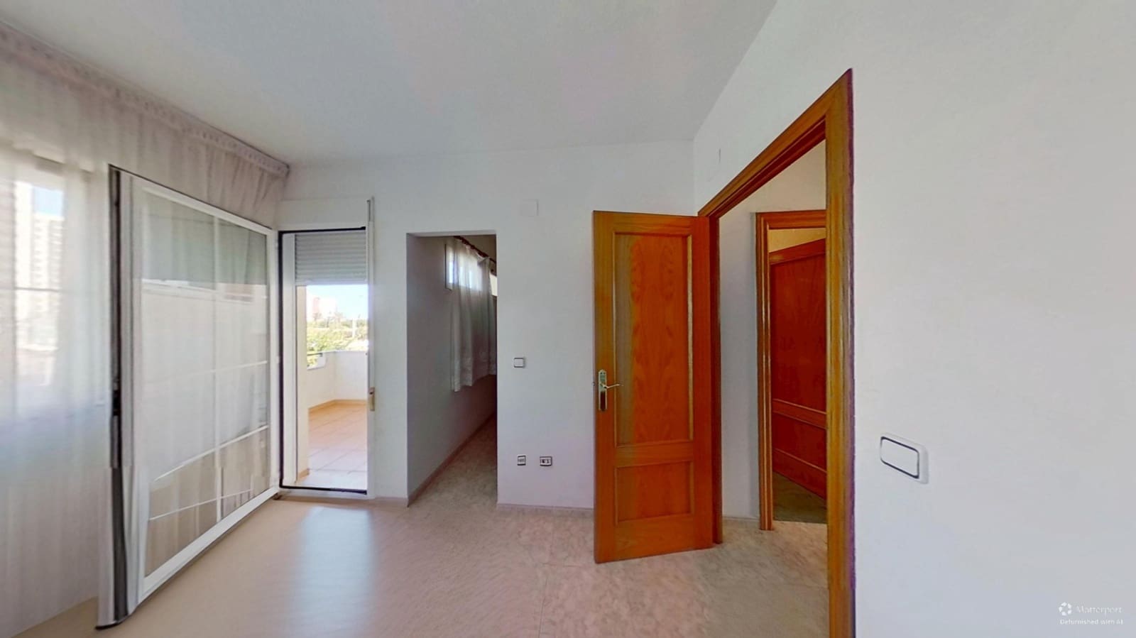 4 slaapkamer Rijtjeshuis te koop in Vinaros - € 320.000 (Ref: 9348666)