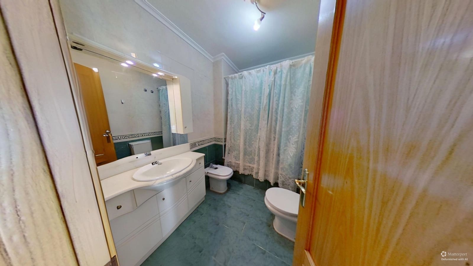 4 slaapkamer Rijtjeshuis te koop in Vinaros - € 320.000 (Ref: 9348666)