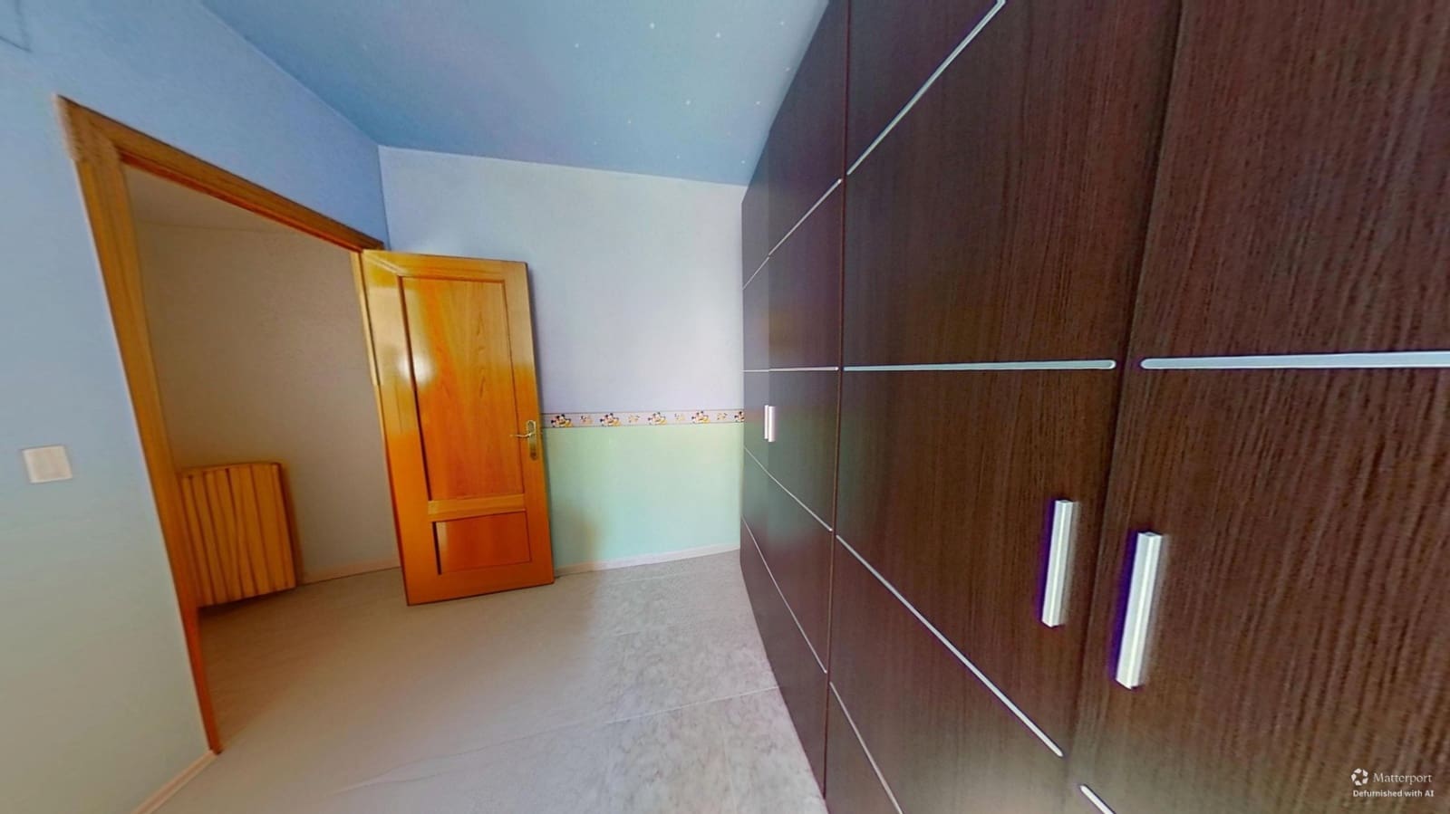 4 slaapkamer Rijtjeshuis te koop in Vinaros - € 320.000 (Ref: 9348666)