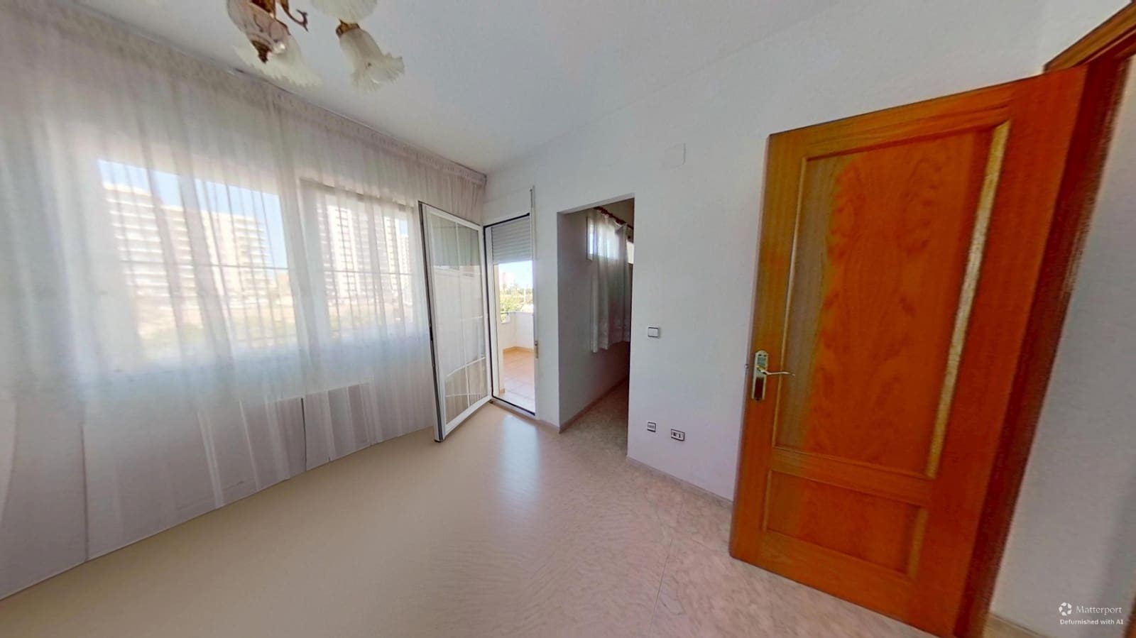 4 slaapkamer Rijtjeshuis te koop in Vinaros - € 320.000 (Ref: 9348666)