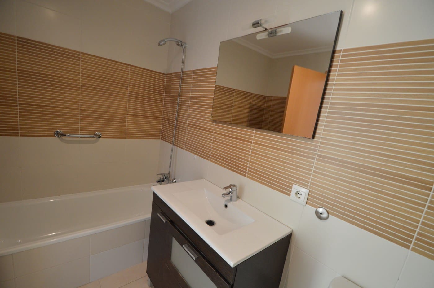 4 slaapkamer Villa te koop in Vinaros - € 245.000 (Ref: 9349999)