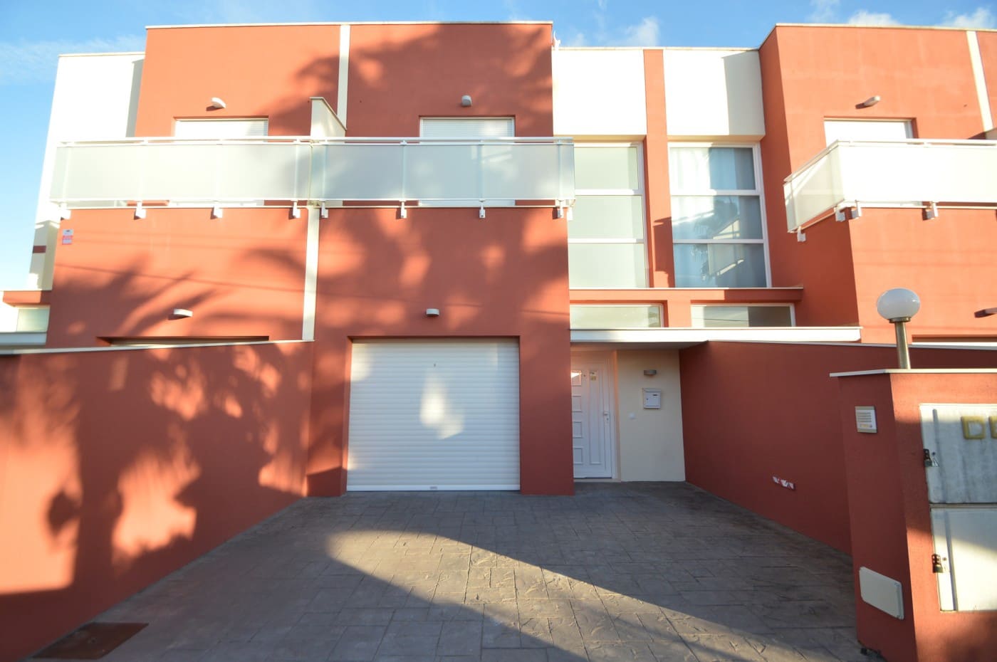 4 slaapkamer Villa te koop in Vinaros - € 245.000 (Ref: 9349999)