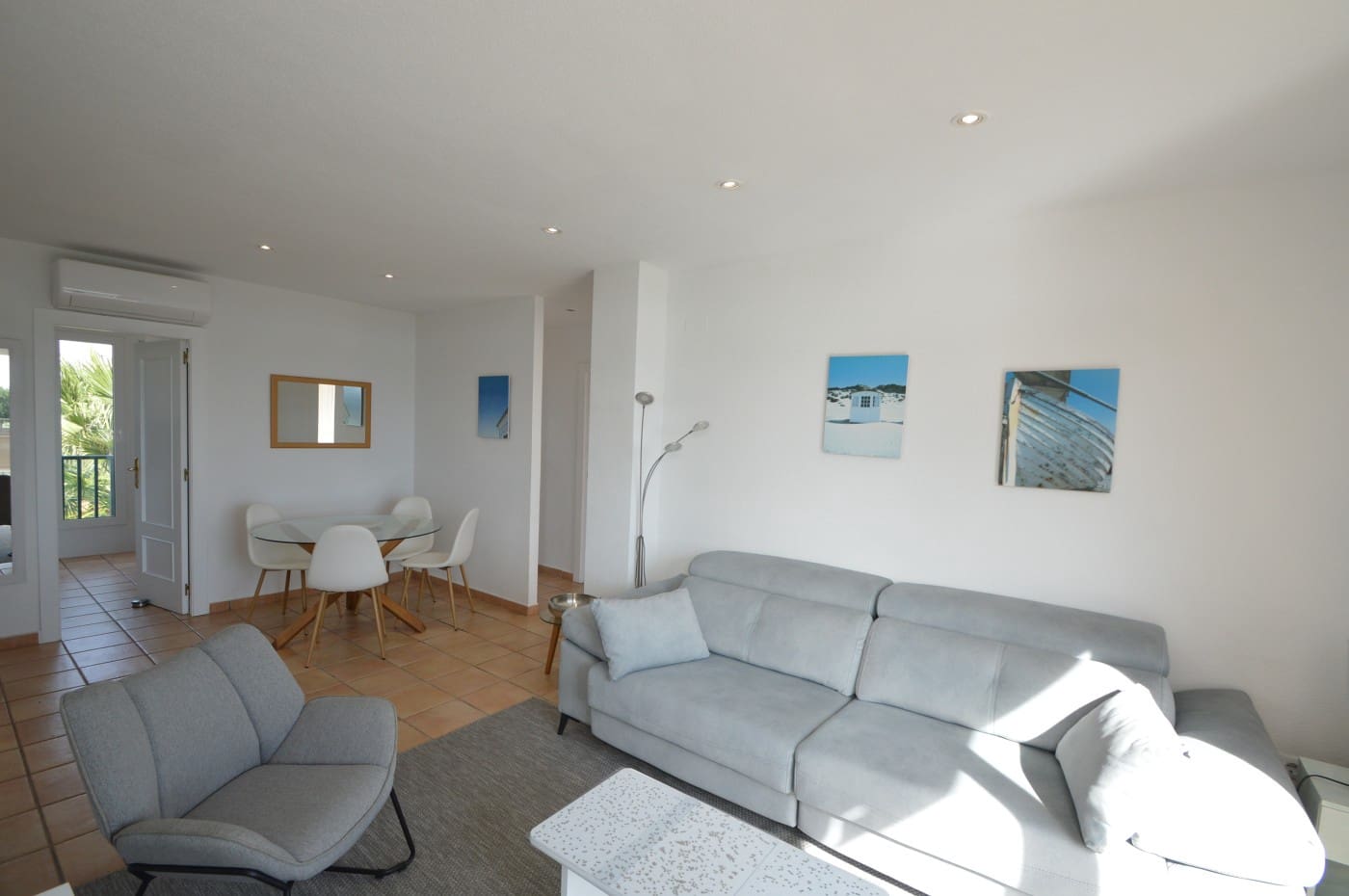 2 makuuhuone Huoneisto myytävänä paikassa Sant Jordi mukana uima-altaan 
autotalli - 135 000 € (Ref: 9354523)