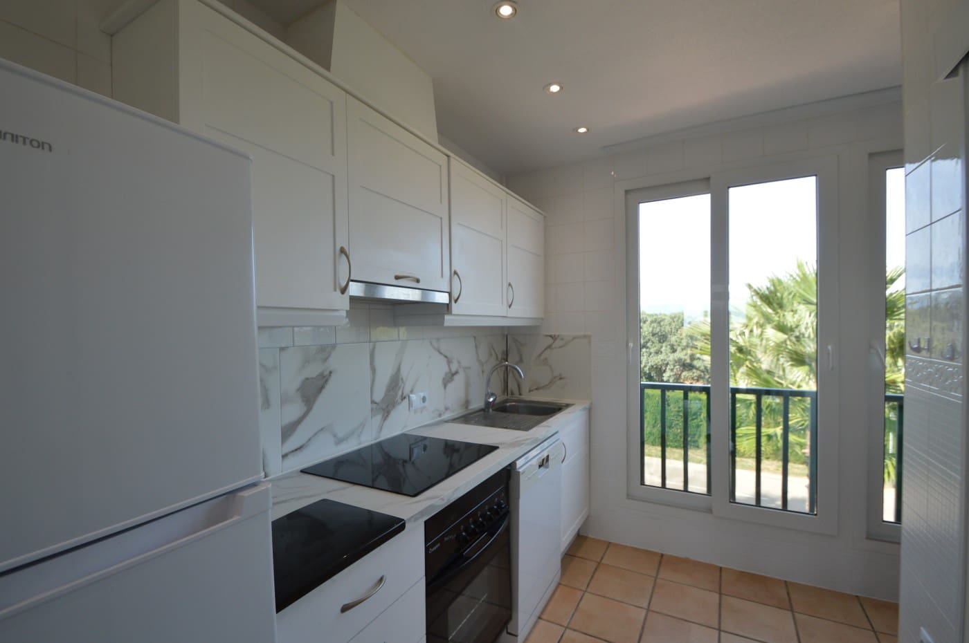 2 makuuhuone Huoneisto myytävänä paikassa Sant Jordi mukana uima-altaan 
autotalli - 135 000 € (Ref: 9354523)