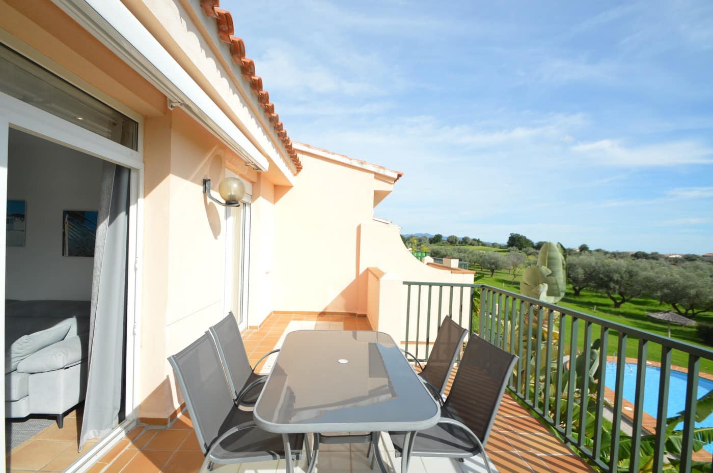 2 makuuhuone Huoneisto myytävänä paikassa Sant Jordi mukana uima-altaan 
autotalli - 135 000 € (Ref: 9354523)