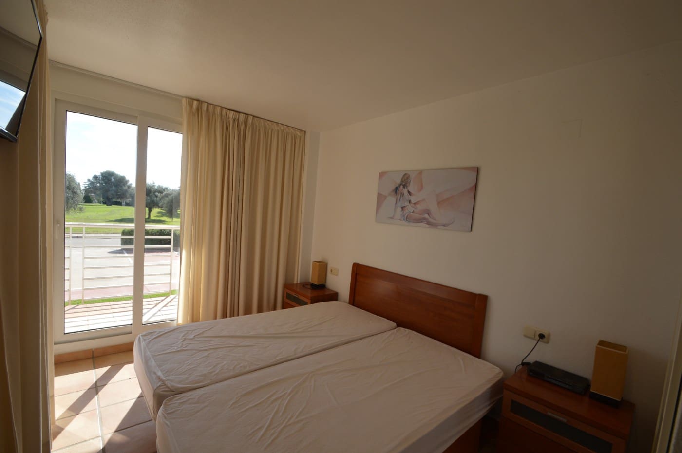 2 slaapkamer Appartement te koop in Sant Jordi met zwembad garage - € 125.000 (Ref: 9355323)