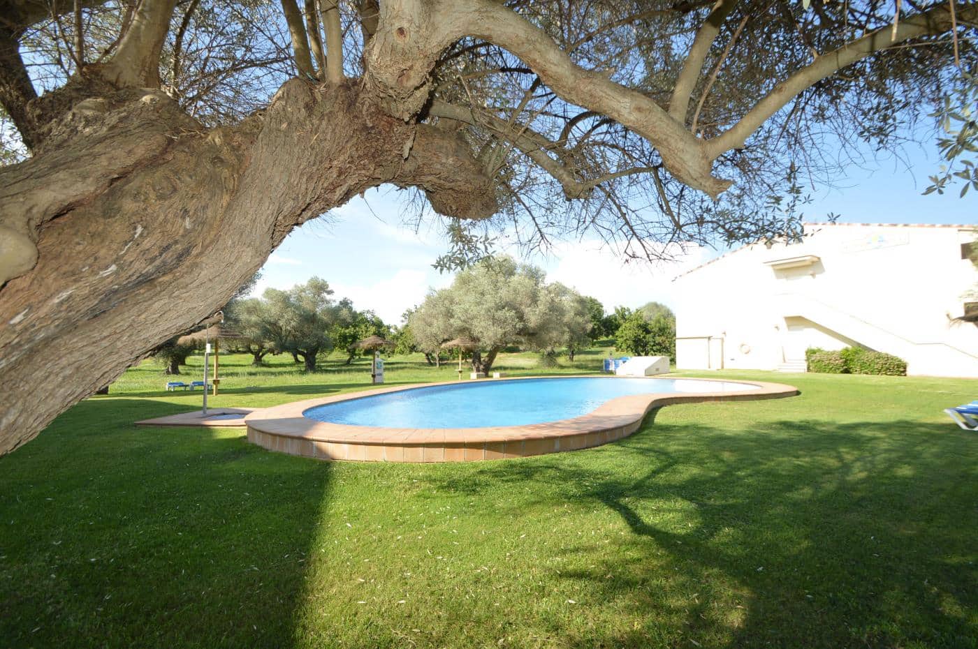 2 slaapkamer Appartement te koop in Sant Jordi met zwembad garage - € 125.000 (Ref: 9355323)