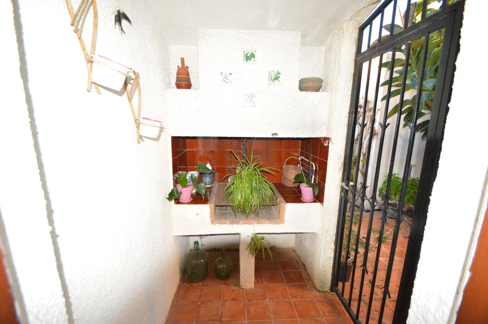 4 makuuhuone Huvila myytävänä paikassa Vinaros mukana 
autotalli - 380 000 € (Ref: 9360242)