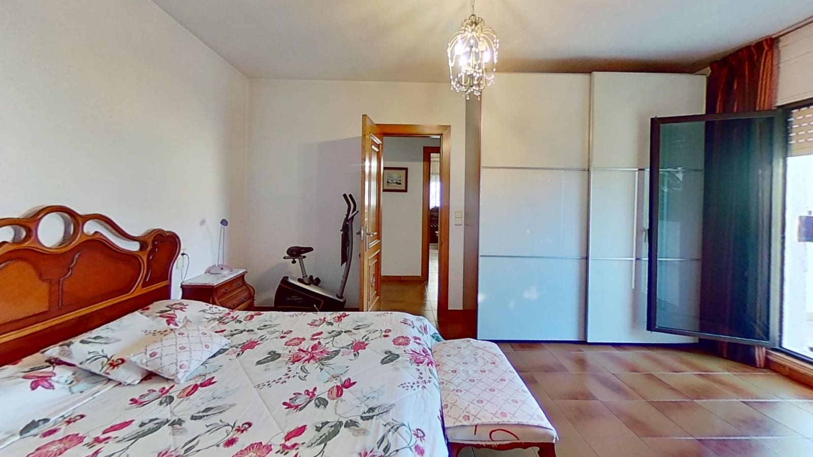 4 makuuhuone Huvila myytävänä paikassa Vinaros mukana 
autotalli - 380 000 € (Ref: 9360242)