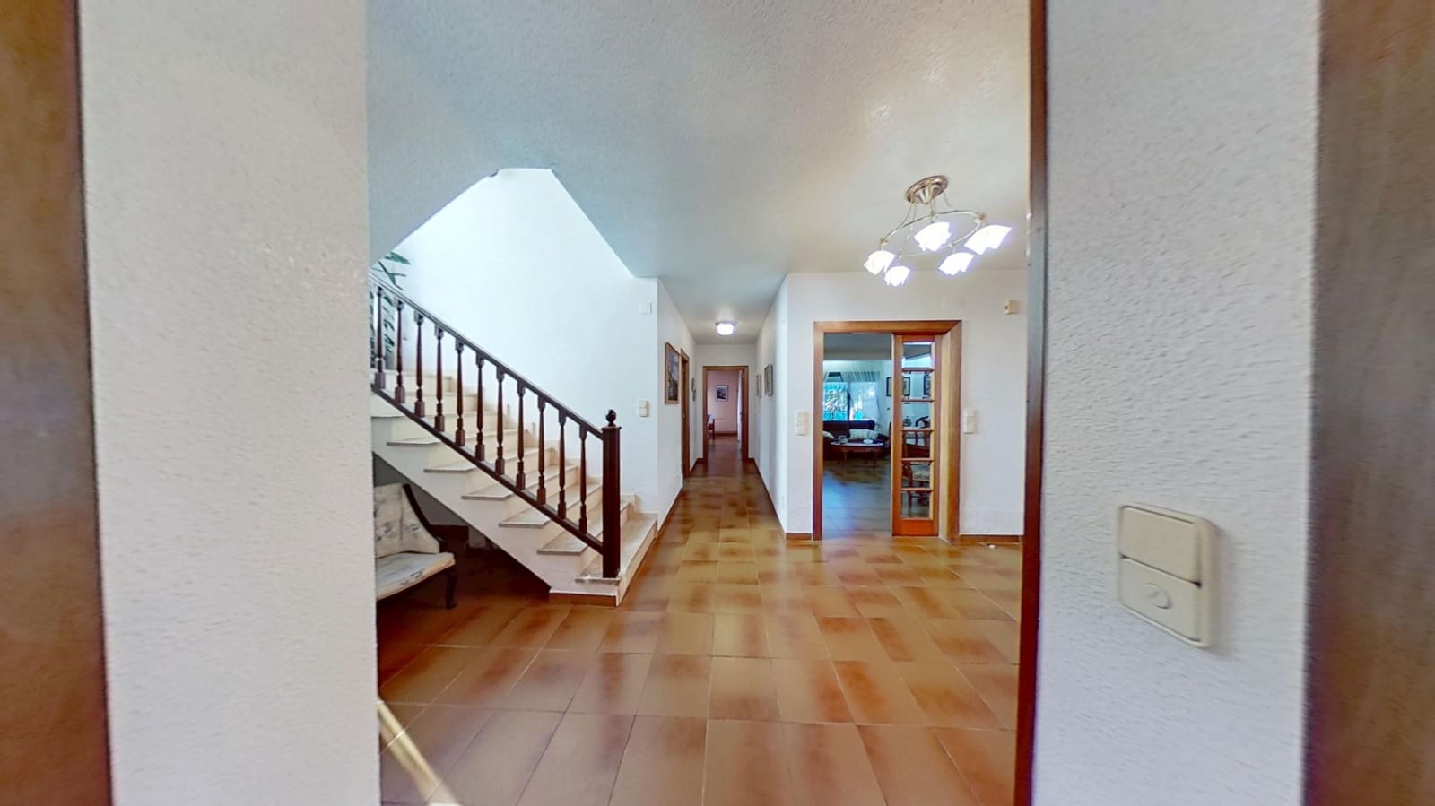 4 makuuhuone Huvila myytävänä paikassa Vinaros mukana 
autotalli - 380 000 € (Ref: 9360242)