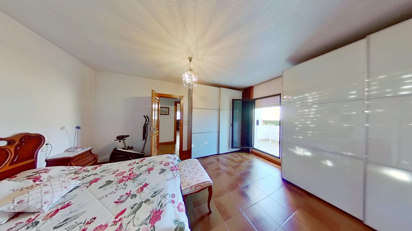 4 makuuhuone Huvila myytävänä paikassa Vinaros mukana 
autotalli - 380 000 € (Ref: 9360242)