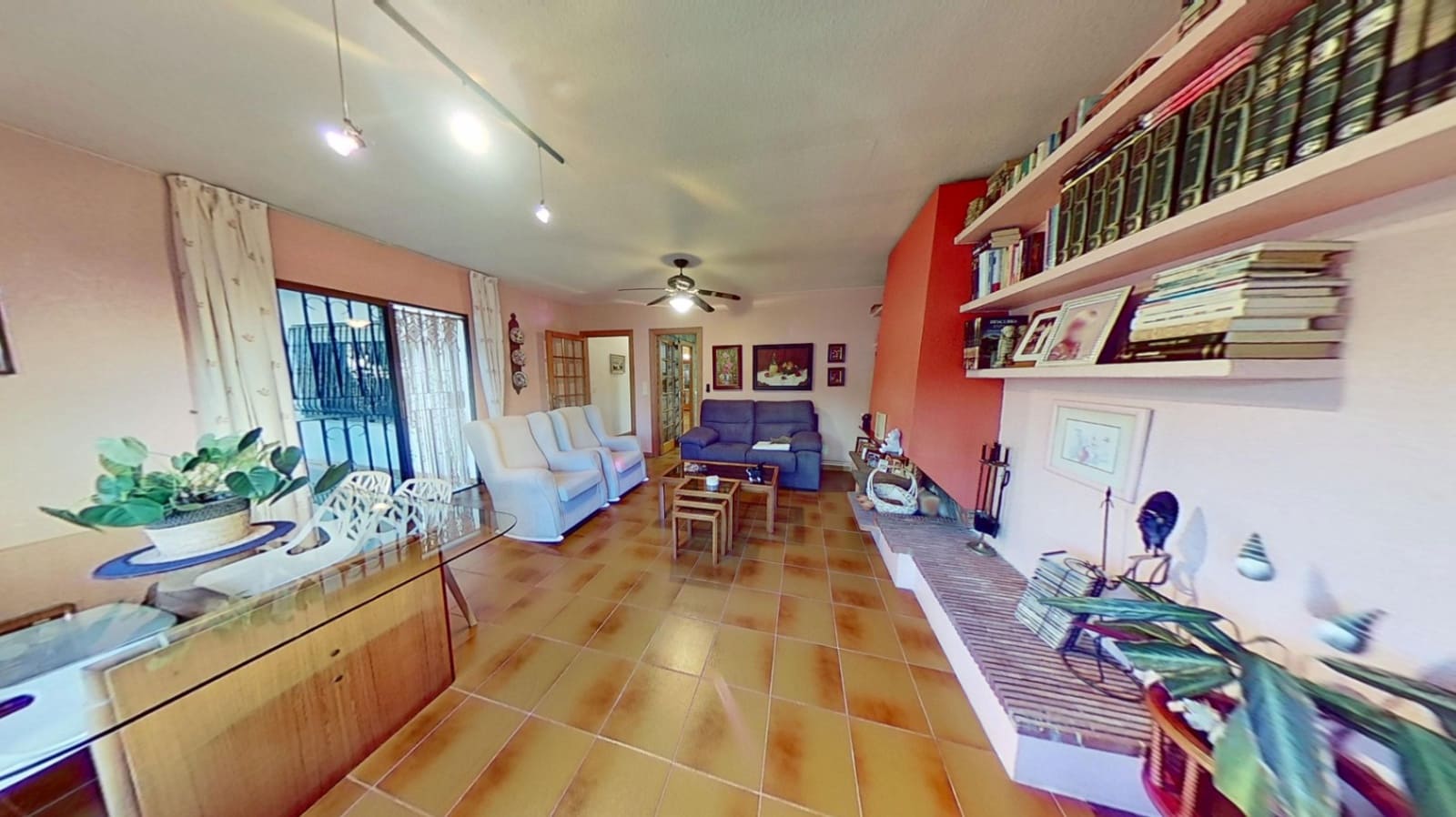 4 makuuhuone Huvila myytävänä paikassa Vinaros mukana 
autotalli - 380 000 € (Ref: 9360242)