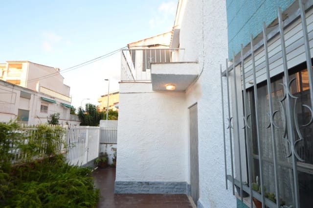 3 bedroom Terraced Villa for sale in Vinaròs with garage - € 159,000 (Ref: 9361003)