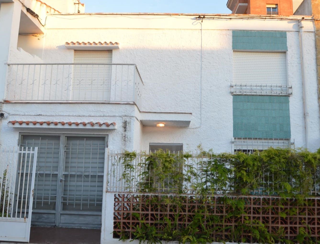 3 bedroom Terraced Villa for sale in Vinaros with garage - € 159,000 (Ref: 9361003)