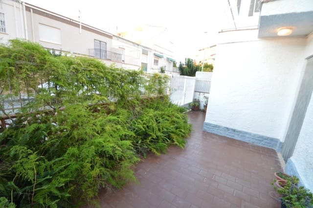 3 bedroom Terraced Villa for sale in Vinaròs with garage - € 159,000 (Ref: 9361003)