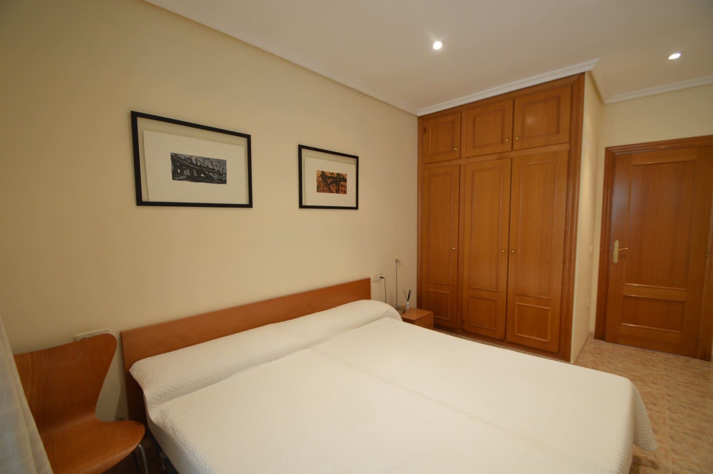 Chalet de 4 habitaciones en Vinaròs en venta con piscina garaje - 480.000 € (Ref: 9484977)