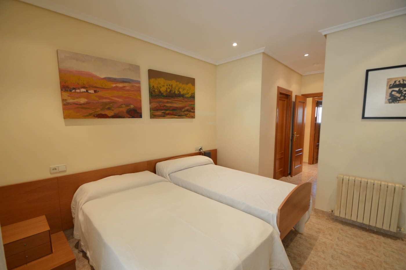 Chalet de 4 habitaciones en Vinaròs en venta con piscina garaje - 480.000 € (Ref: 9484977)