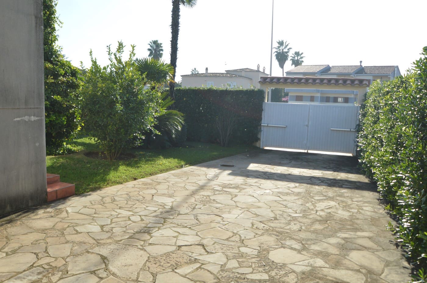 Chalet de 4 habitaciones en Vinaròs en venta con piscina garaje - 480.000 € (Ref: 9484977)