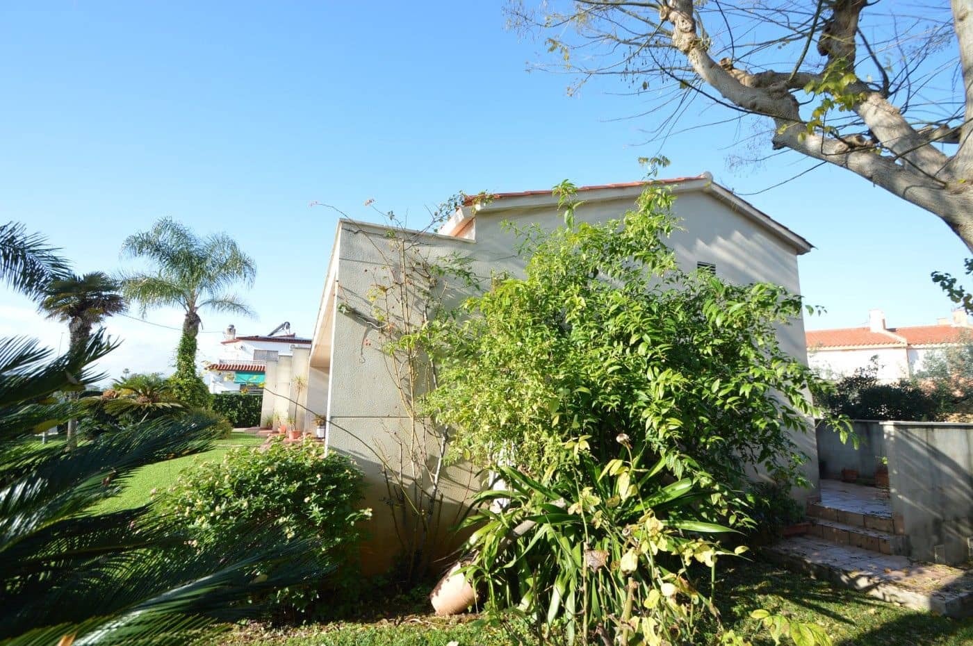 Chalet de 4 habitaciones en Vinaròs en venta con piscina garaje - 480.000 € (Ref: 9484977)