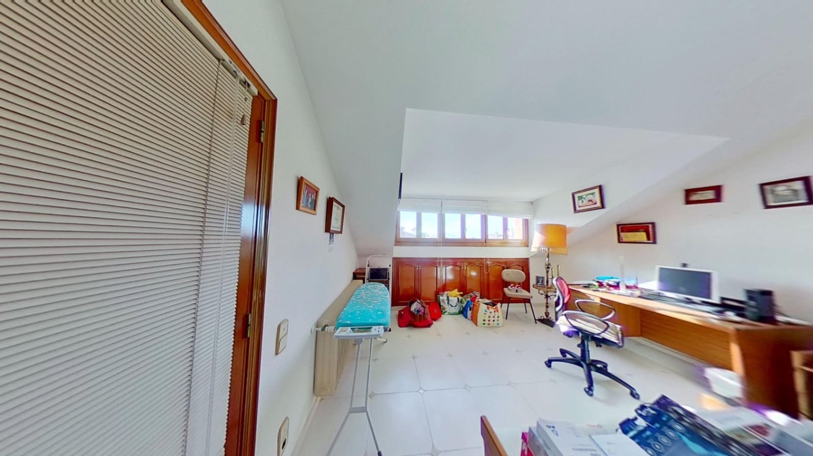 4 Zimmer Villa zu verkaufen in Vinaros mit Garage - 446.000 € (Ref: 9491876)