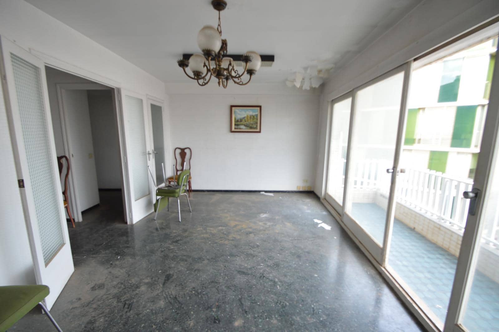 3 bedroom Flat for sale in Vinaros - € 105,000 (Ref: 9496572)