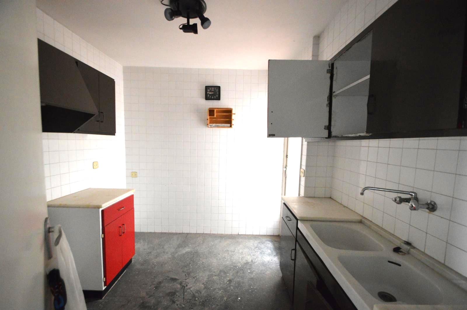 3 bedroom Flat for sale in Vinaros - € 105,000 (Ref: 9496572)