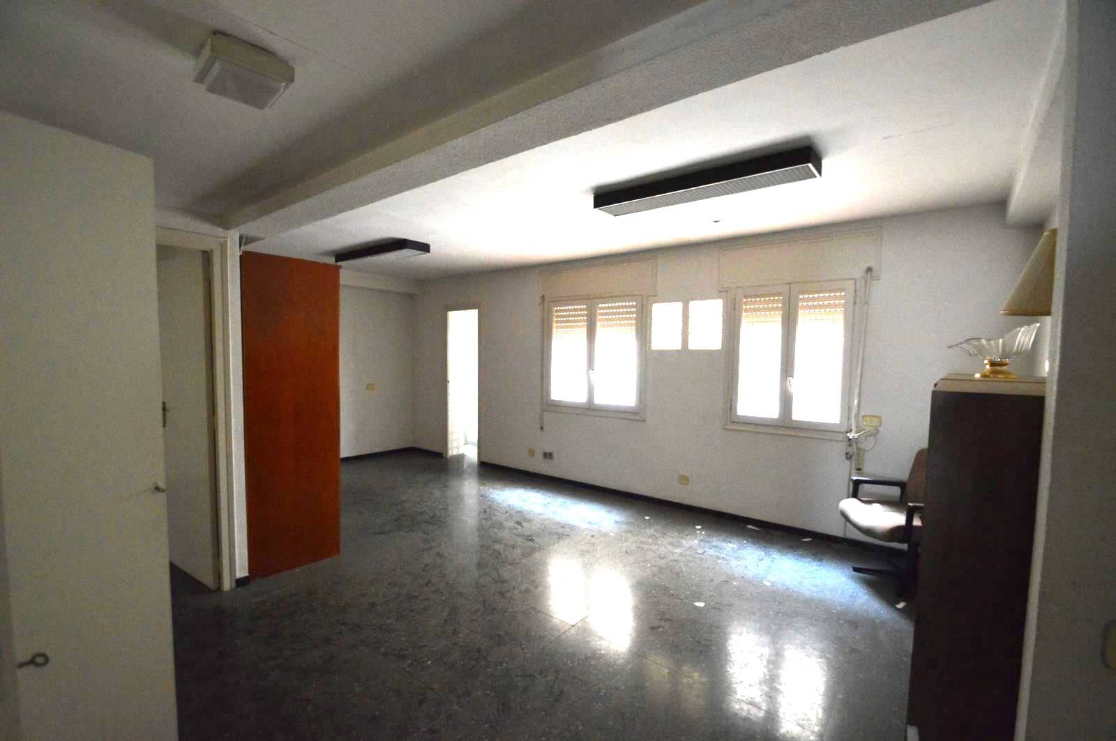 3 bedroom Flat for sale in Vinaros - € 105,000 (Ref: 9496572)