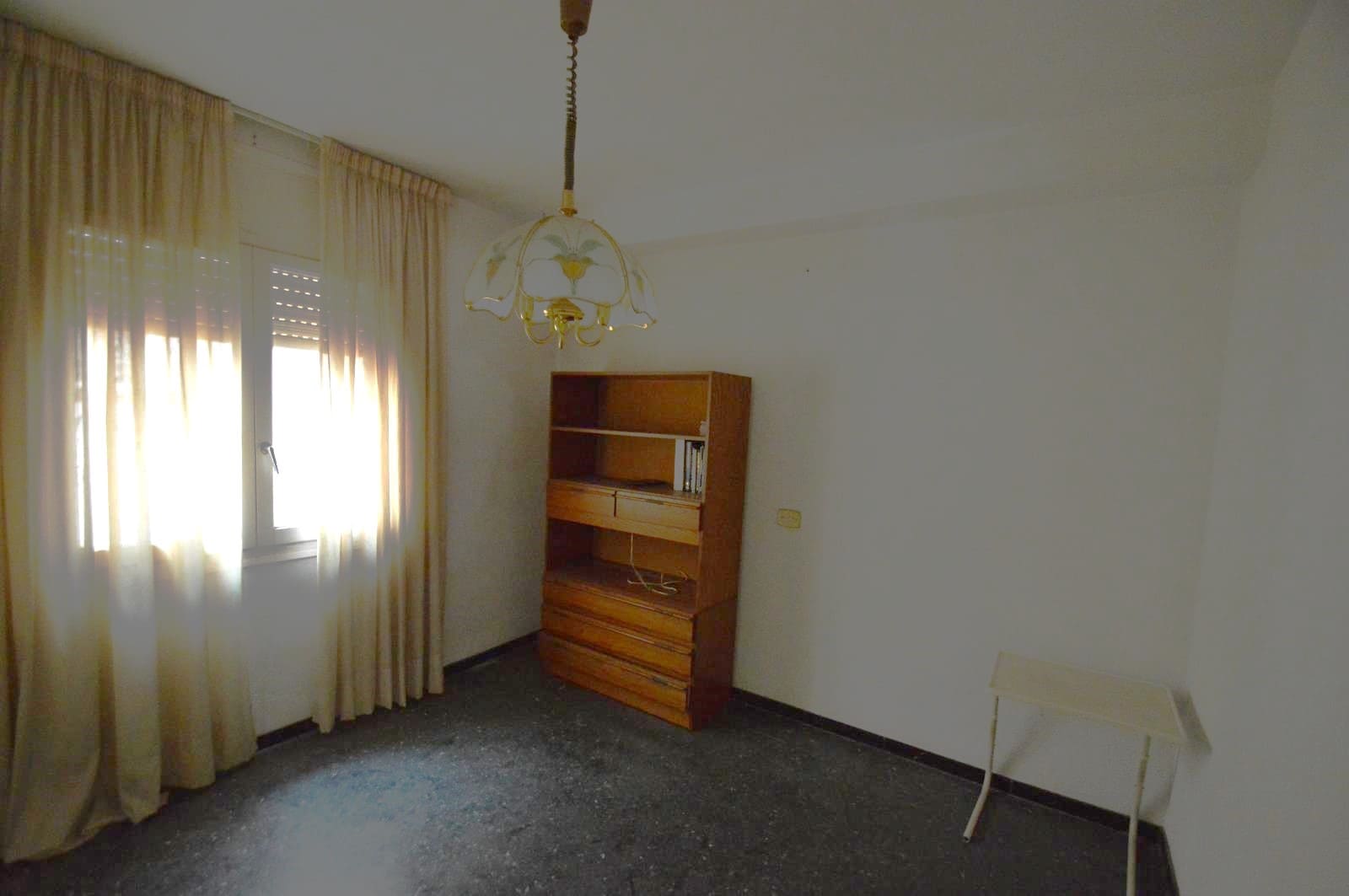 3 bedroom Flat for sale in Vinaros - € 105,000 (Ref: 9496572)