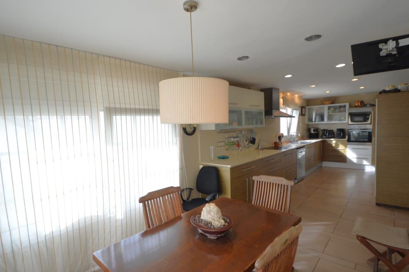 4 bedroom Villa for sale in Vinaros with pool - € 530,000 (Ref: 9563728)