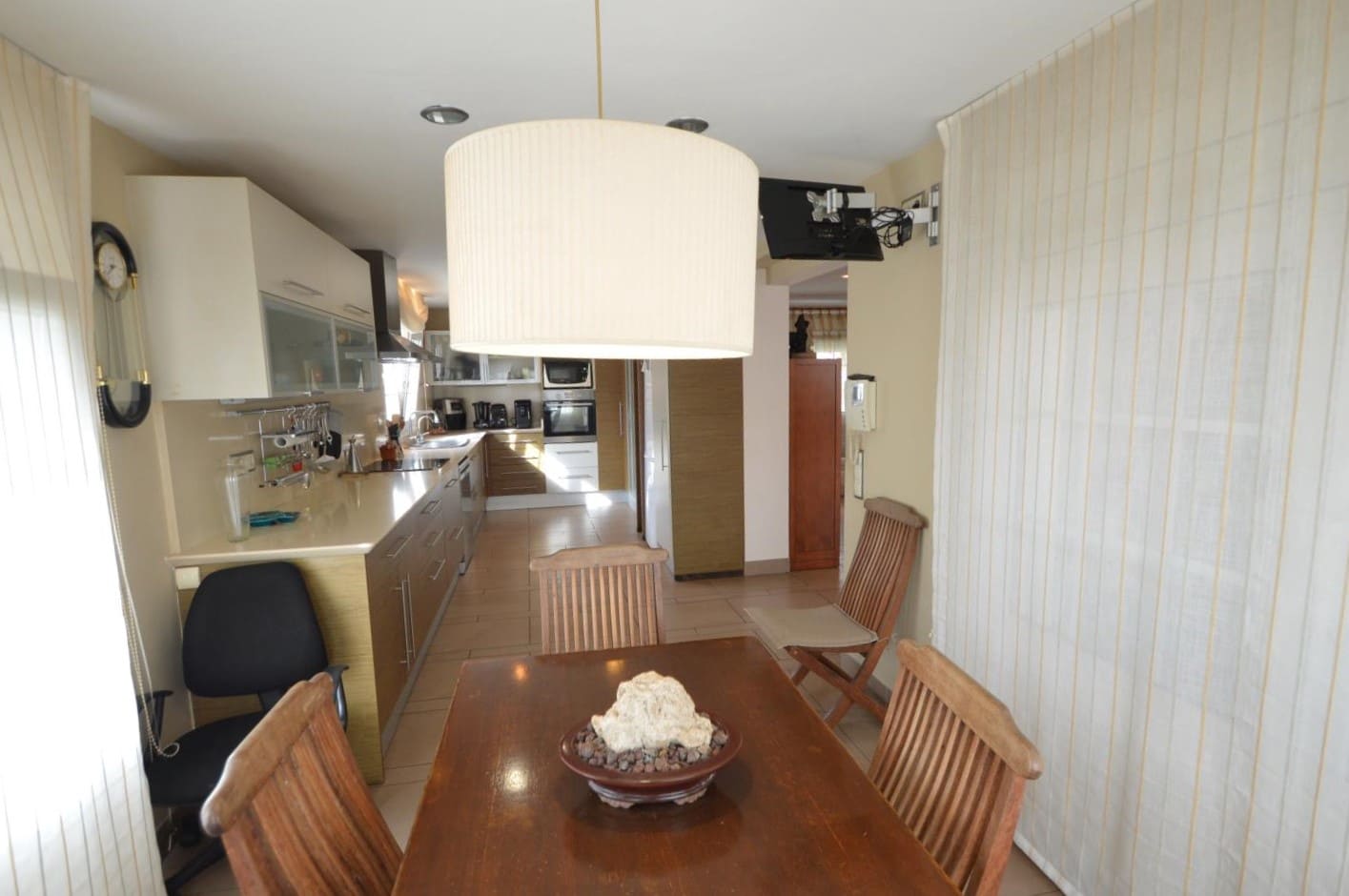 4 bedroom Villa for sale in Vinaros with pool - € 530,000 (Ref: 9563728)