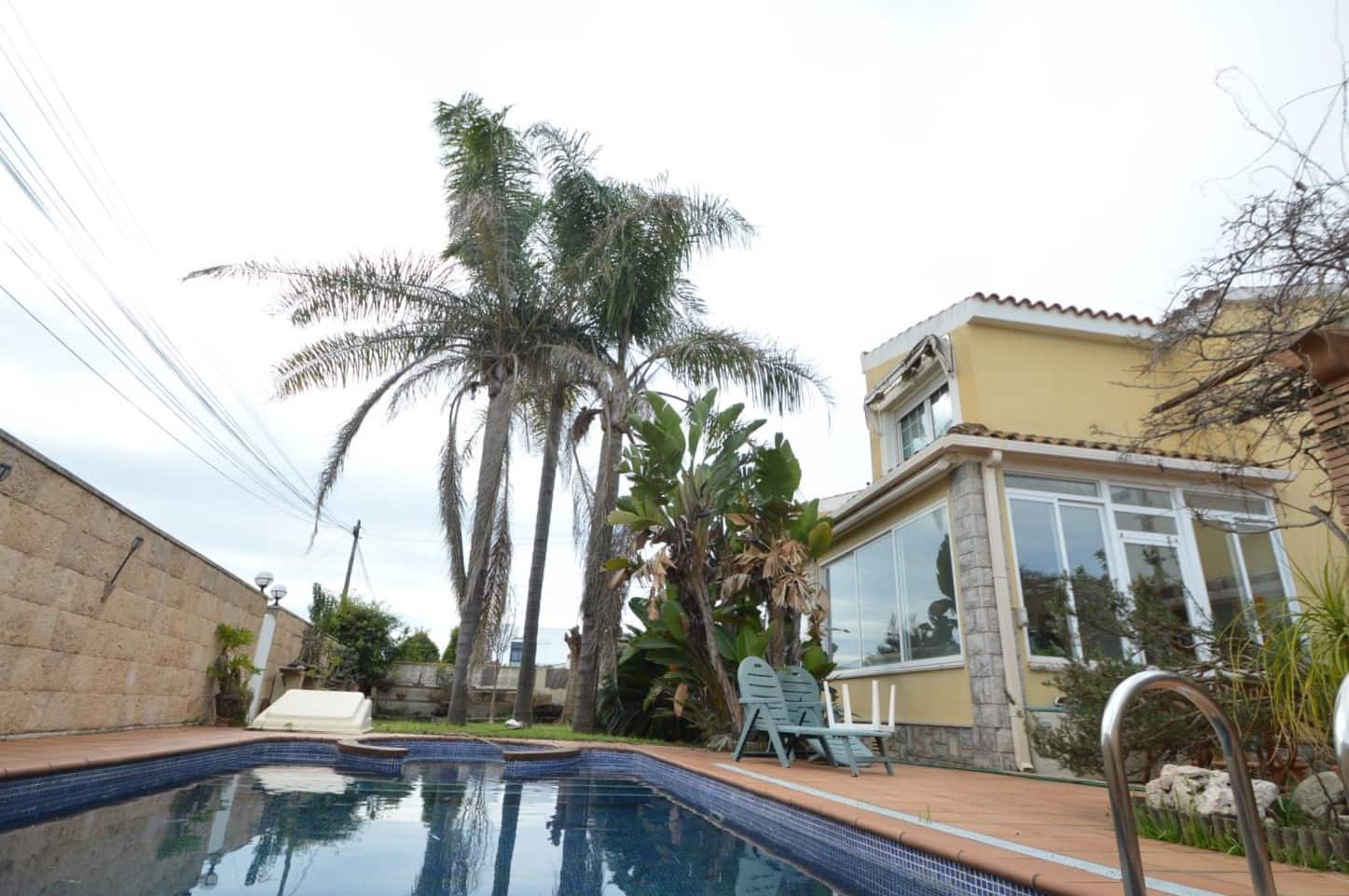 4 bedroom Villa for sale in Vinaros with pool - € 530,000 (Ref: 9563728)