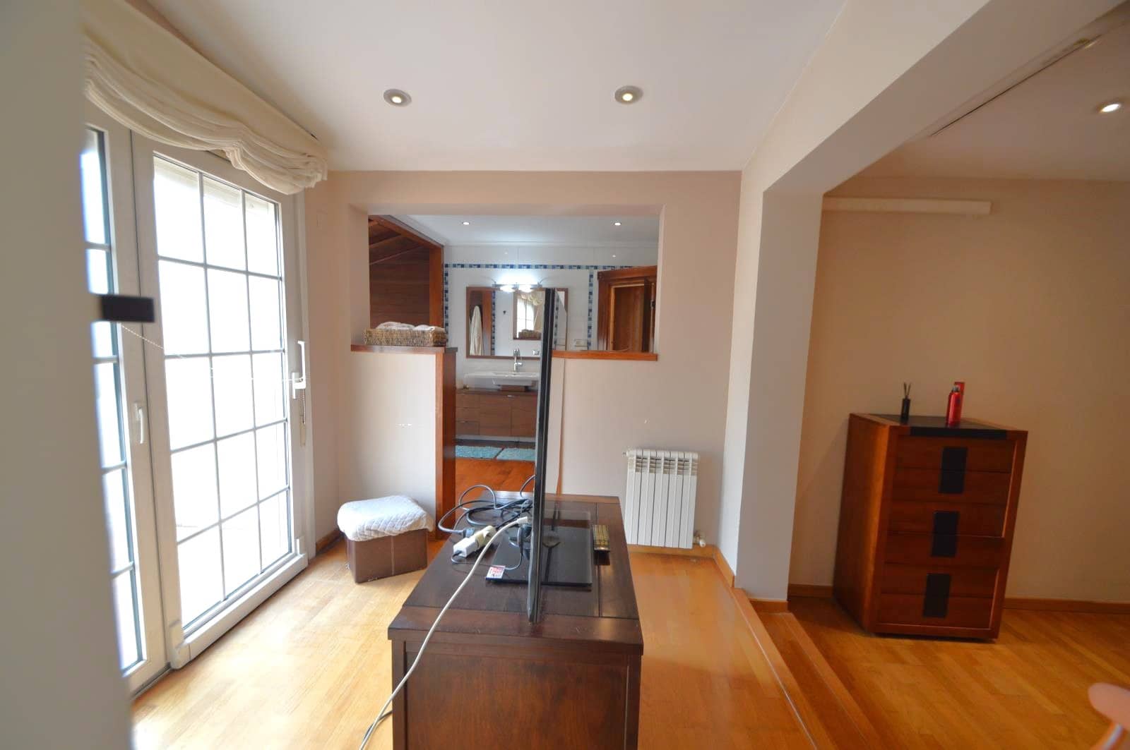 4 bedroom Villa for sale in Vinaros with pool - € 530,000 (Ref: 9563728)