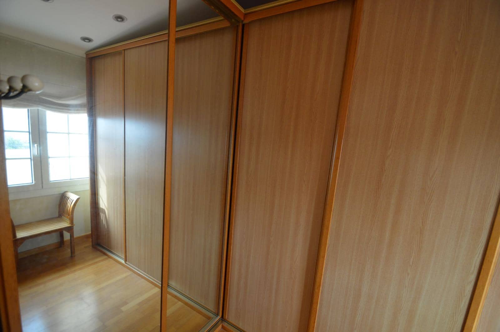 4 bedroom Villa for sale in Vinaros with pool - € 530,000 (Ref: 9563728)