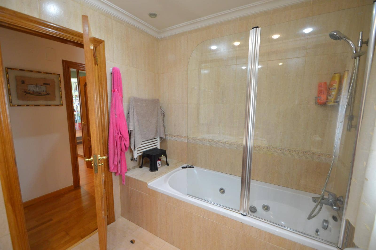 4 bedroom Villa for sale in Vinaros with pool - € 530,000 (Ref: 9563728)