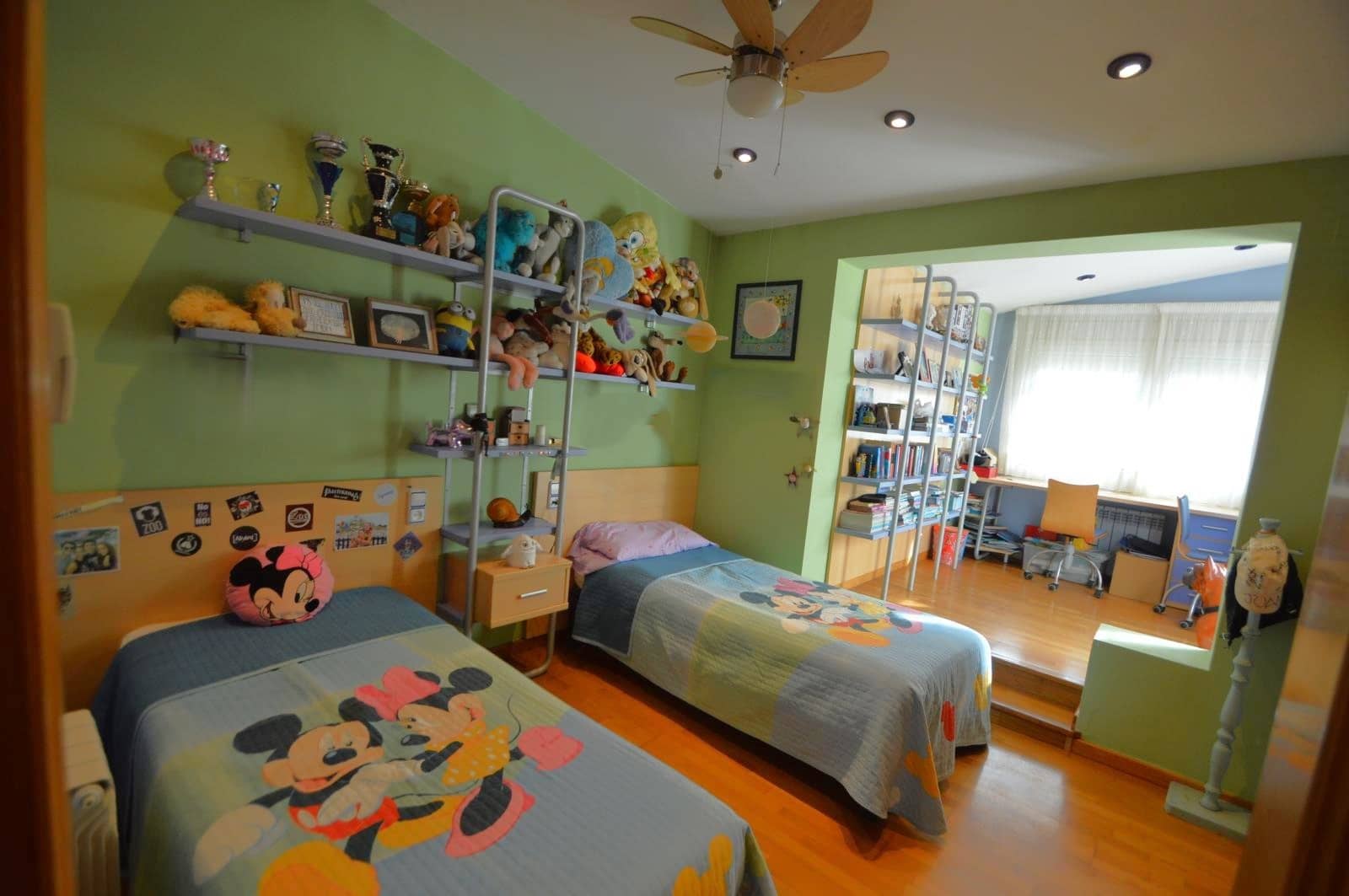 4 bedroom Villa for sale in Vinaros with pool - € 530,000 (Ref: 9563728)