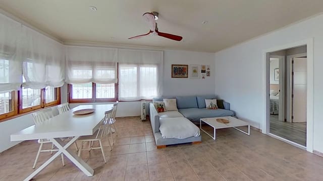 4 makuuhuone Huvila myytävänä paikassa Vinaròs mukana 
autotalli - 360 000 € (Ref: 9566730)