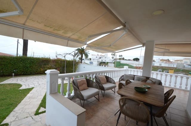 4 soverom Villa til salgs i Vinaròs med garasje - € 360 000 (Ref: 9566730)