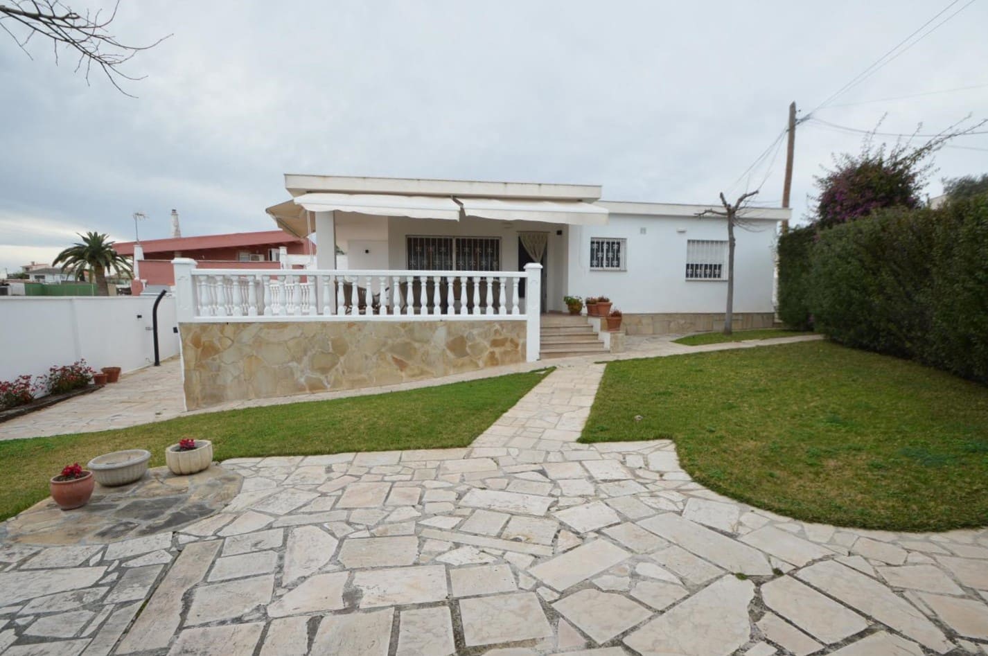 4 bedroom Villa for sale in Vinaros with garage - € 360,000 (Ref: 9566730)