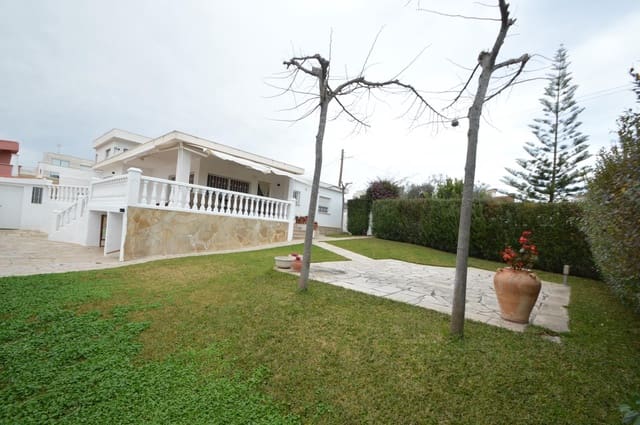 4 soverom Villa til salgs i Vinaròs med garasje - € 360 000 (Ref: 9566730)