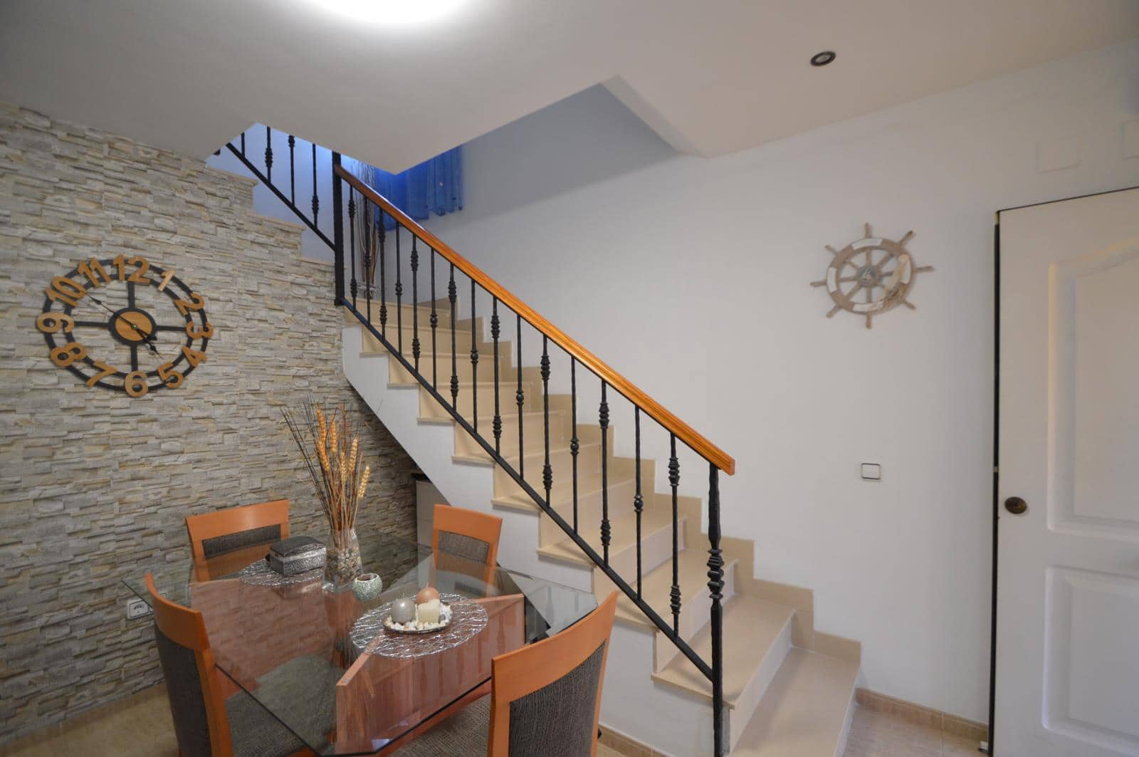 4 sypialnia Willa na sprzedaż w Calig z garażem - 195 000 € (Ref: 9599901)