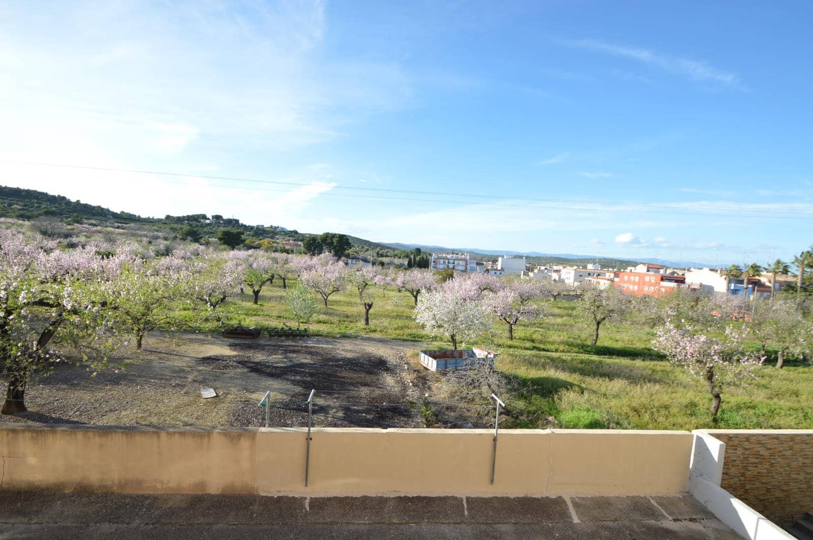 4 sypialnia Willa na sprzedaż w Calig z garażem - 195 000 € (Ref: 9599901)