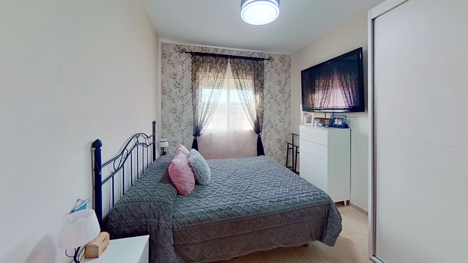 4 sypialnia Willa na sprzedaż w Calig z garażem - 195 000 € (Ref: 9599901)