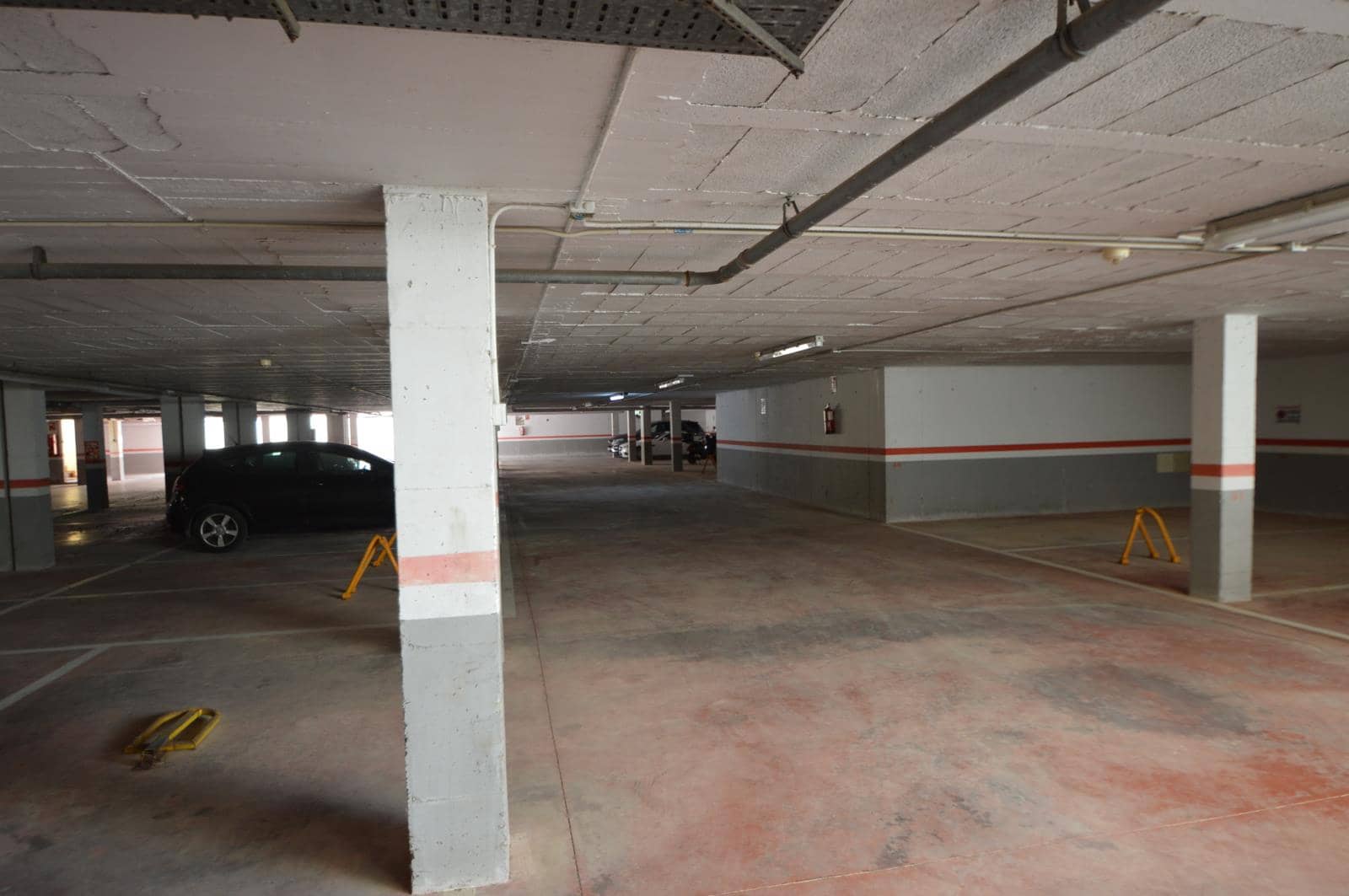 Garage til salg i Vinaros - € 12.500 (Ref: 9629259)