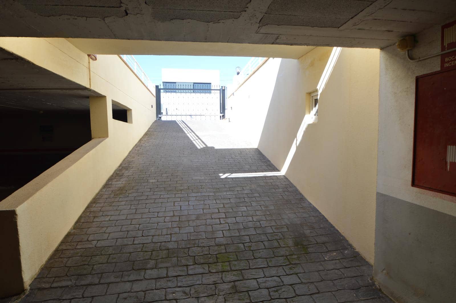 Garage til salg i Vinaros - € 12.500 (Ref: 9629259)