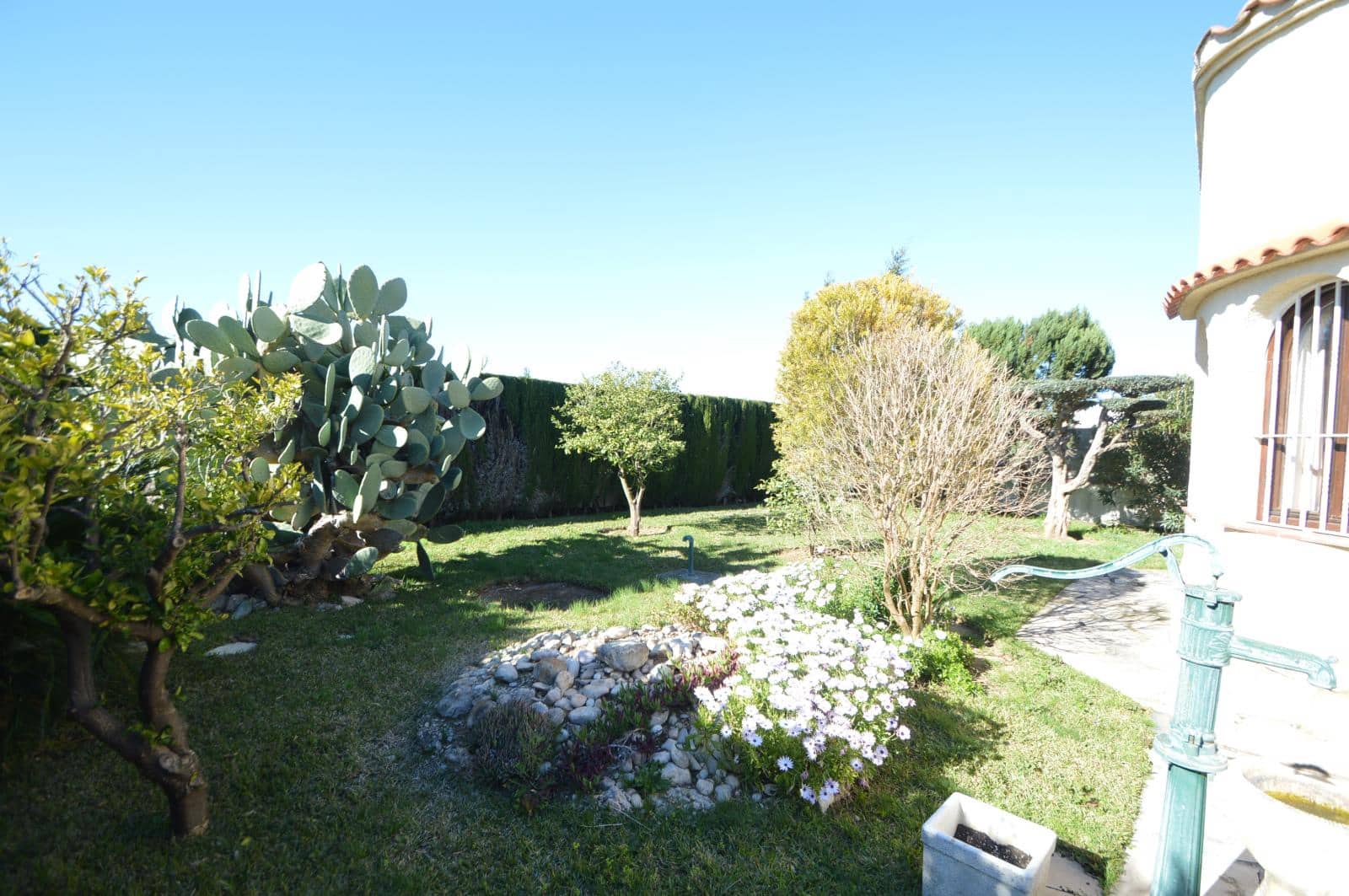 2 bedroom Villa for sale in Sant Jordi with garage - € 168,000 (Ref: 9715597)