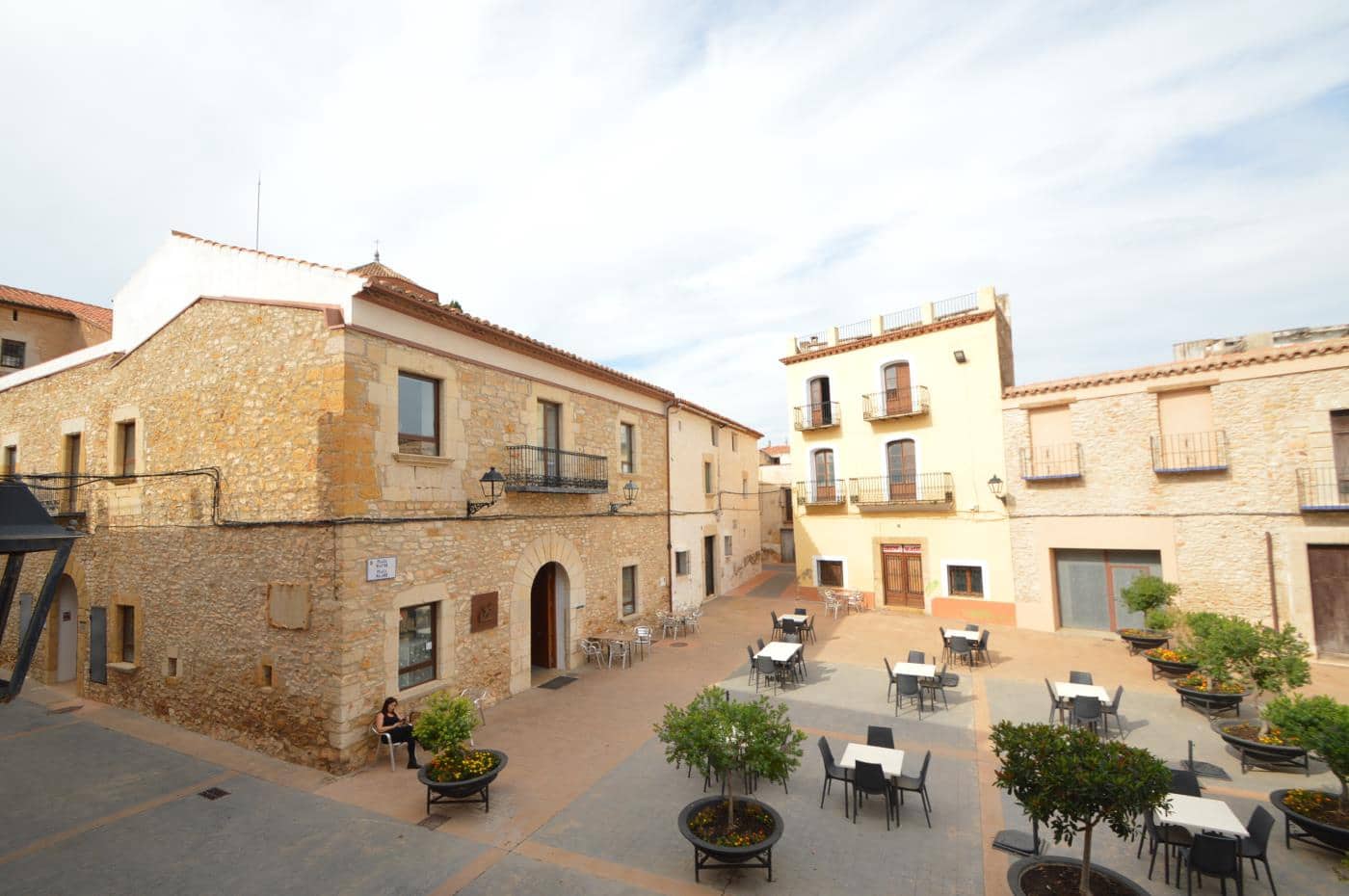 2 bedroom Villa for sale in Sant Jordi with garage - € 168,000 (Ref: 9715597)